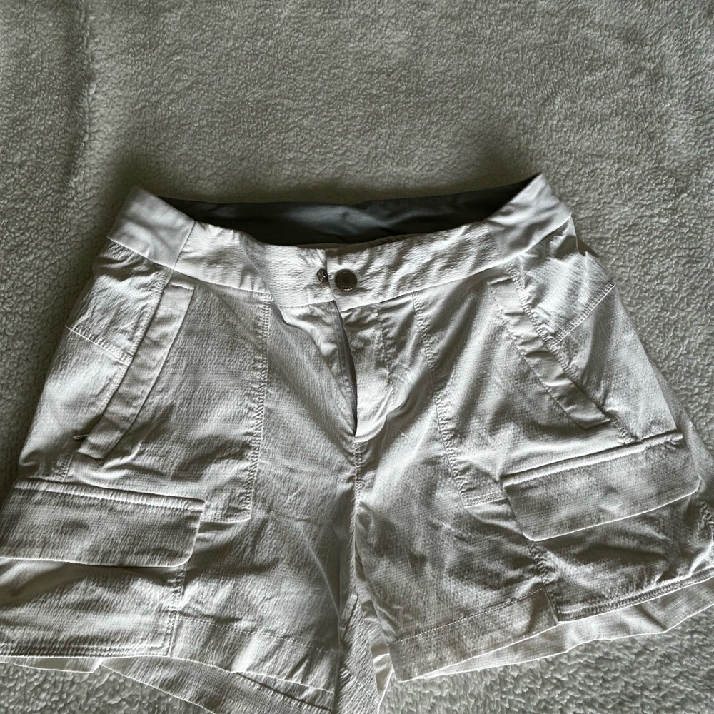 Athleta White Athletic Shorts Lightweight Performance